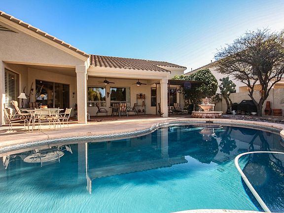4th image of 201 W Milbrae Springs Dr