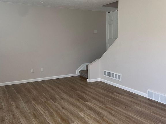 2nd image of 9251 E Nassau Ave