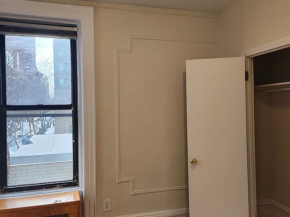 4th image of 148 W 67th St APT 7