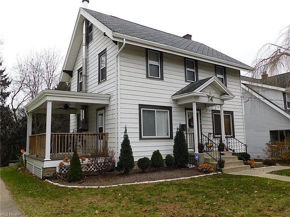 2nd image of 533 Woodland Ave
