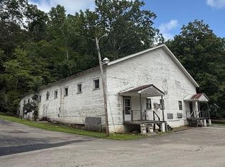 133 Old Campus Rd, Frenchburg, KY 40322