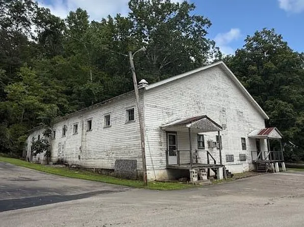 133 Old Campus Rd, Frenchburg, KY 40322