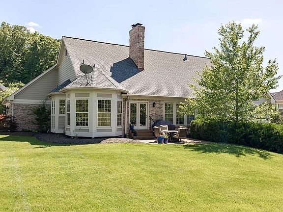 4th image of 575 Deer Valley Ct
