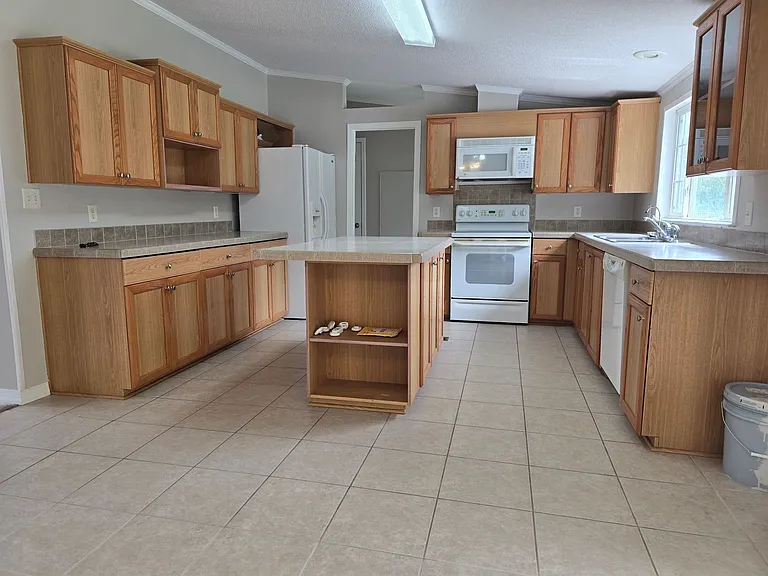 293 S Currituck Rd — Photo 3