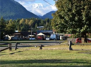 123 Main St E, Packwood, WA