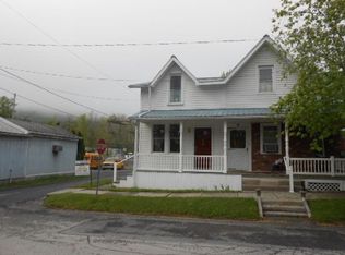 8 Church St, Reedsville, PA 17084