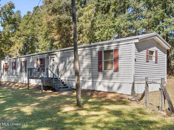 151 Tom Hempstead Rd, Lucedale, MS 39452