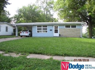 4437 Vernon Ave, Omaha, NE 68111