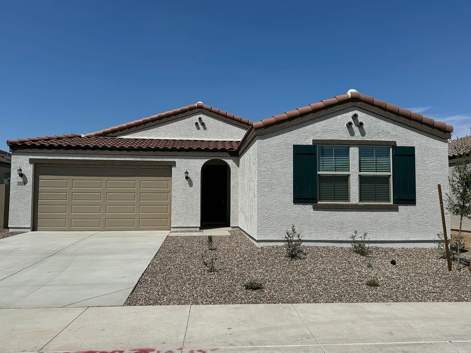 2530 W Chanute Pass — Photo 1