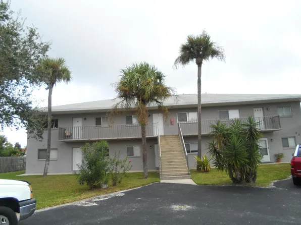 238 Chandler St APT 202, Cape Canaveral, FL 32920