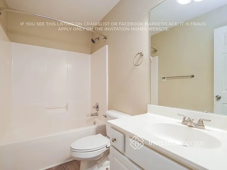 4392 Walforde Blvd — Photo 16