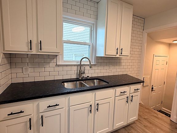 2nd image of 3845 W 117th St