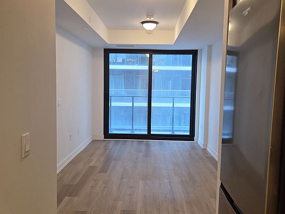 5th image of 1 Jarvis St #815