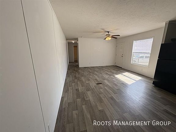 4th image of 666 S Bluff St #746