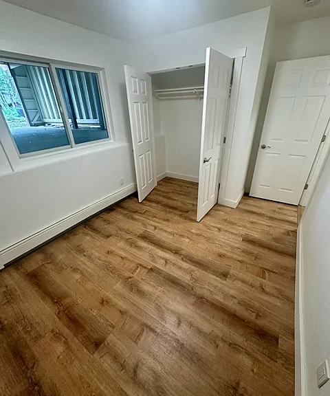 8421 Owen Cir #A — Photo 10