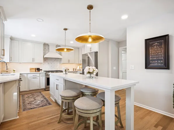 6507 Gleason Ct, Edina, MN 55436