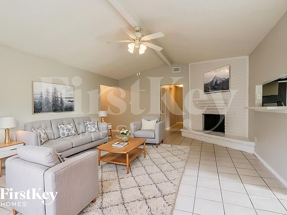 5th image of 9819 Kiwi Ln