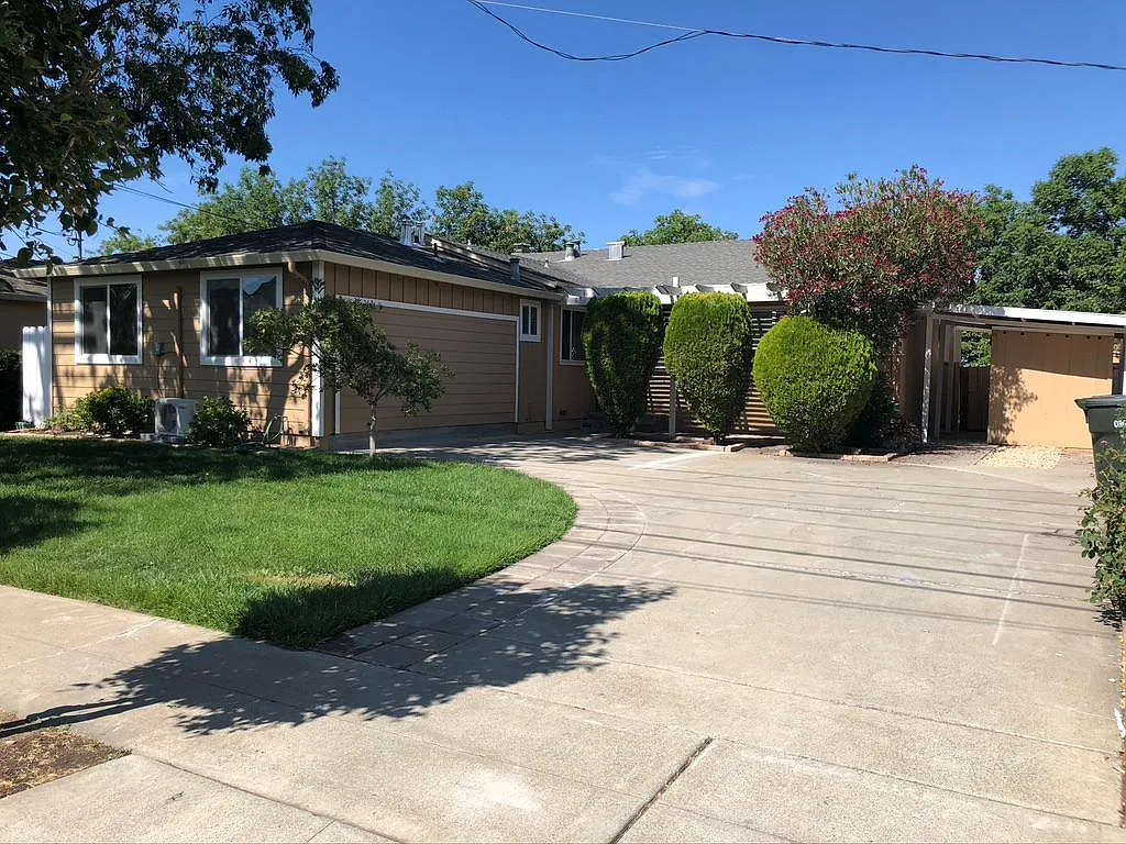 175 Lee Ave photo 1