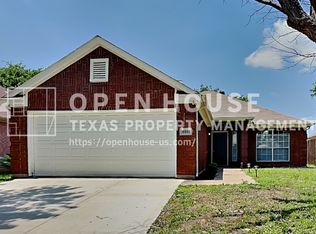6921 Black Wing Dr, Fort Worth, TX 76137