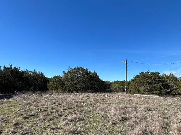 9229 Summit Ct W, Cleburne, TX 76033