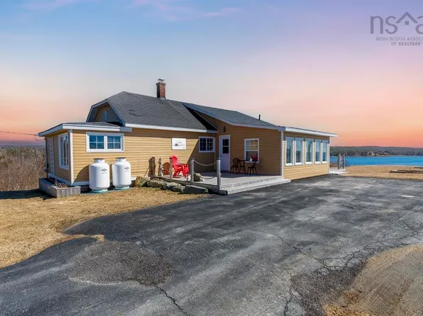 19194 Highway 7, Spry Harbour, NS B0J 3H0