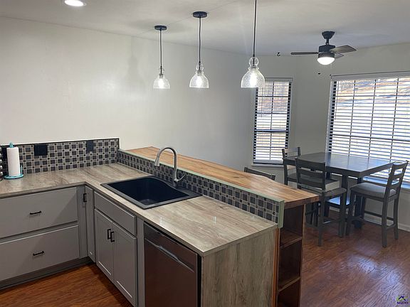 4th image of 511 Pheasant Ridge Dr