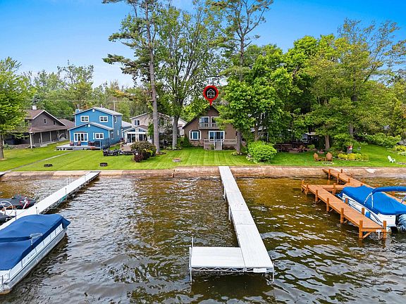 3rd image of N5894 Lake Dr