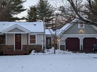 3145 Lone Pine Rd, Schenectady, NY 12303