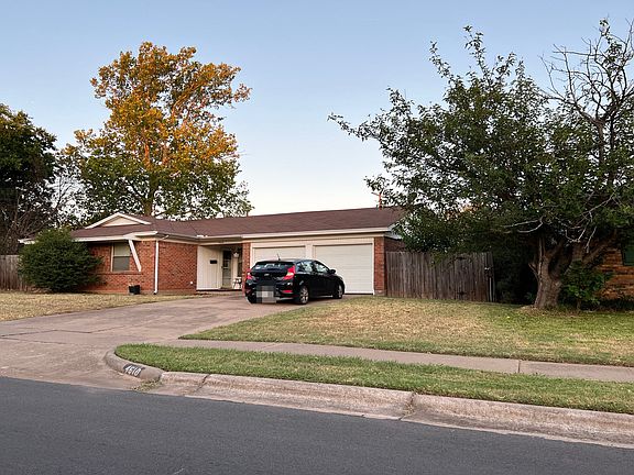 2nd image of 4610 Alamo Dr