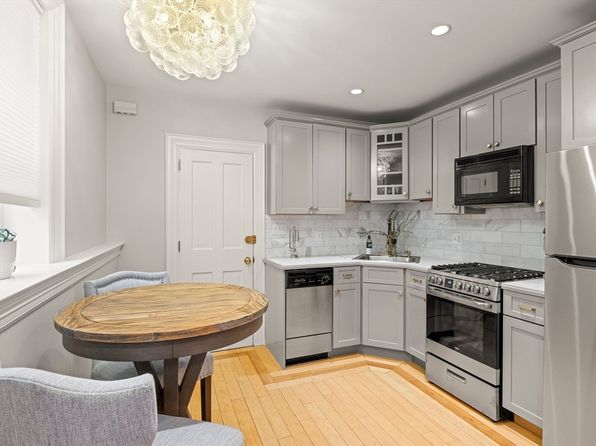 8 Phillips St #1, Boston, MA 02114
