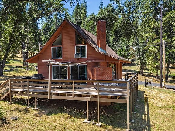 3rd image of 20787 Buttercup Cir