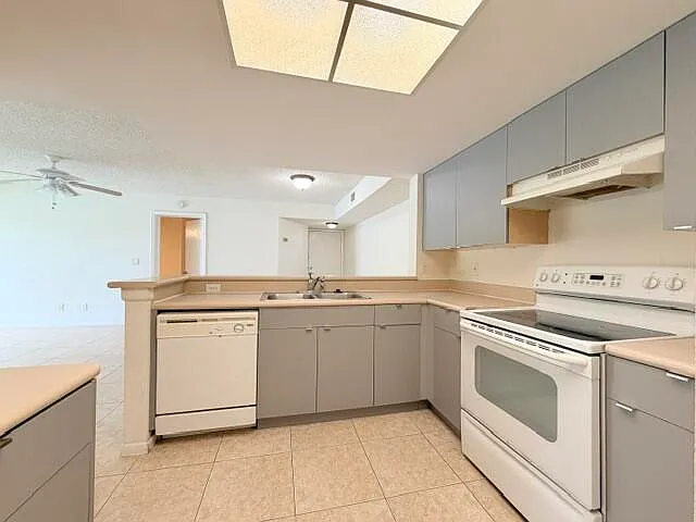 9088 W Atlantic Blvd #523 — Photo 15
