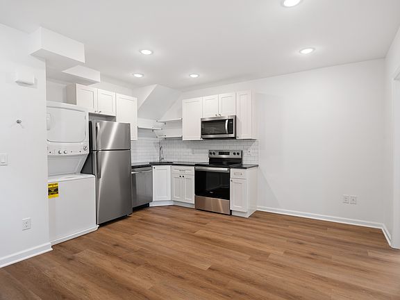 3rd image of 6651 Blakemore St APT A