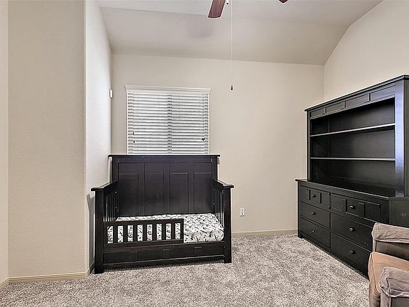 5th image of 18914 Cove Pointe Dr
