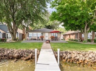 8256 E Highland View Dr, Syracuse, IN