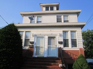 29 Hull Ave #2L, Staten Island, NY 10306