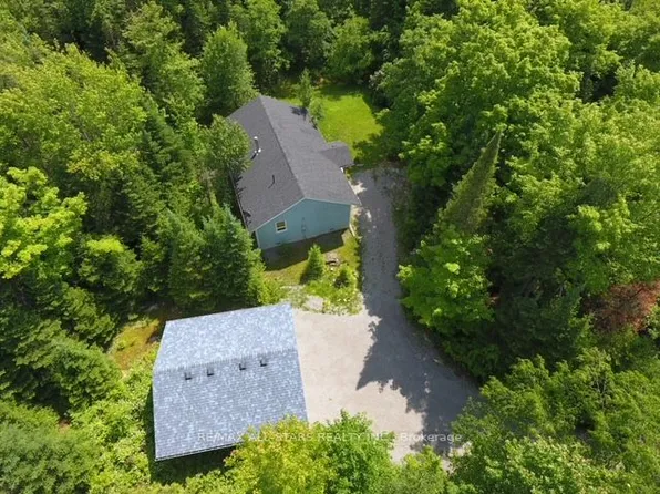 33 Edwina Dr, Trent Lakes, ON K0M 1A0