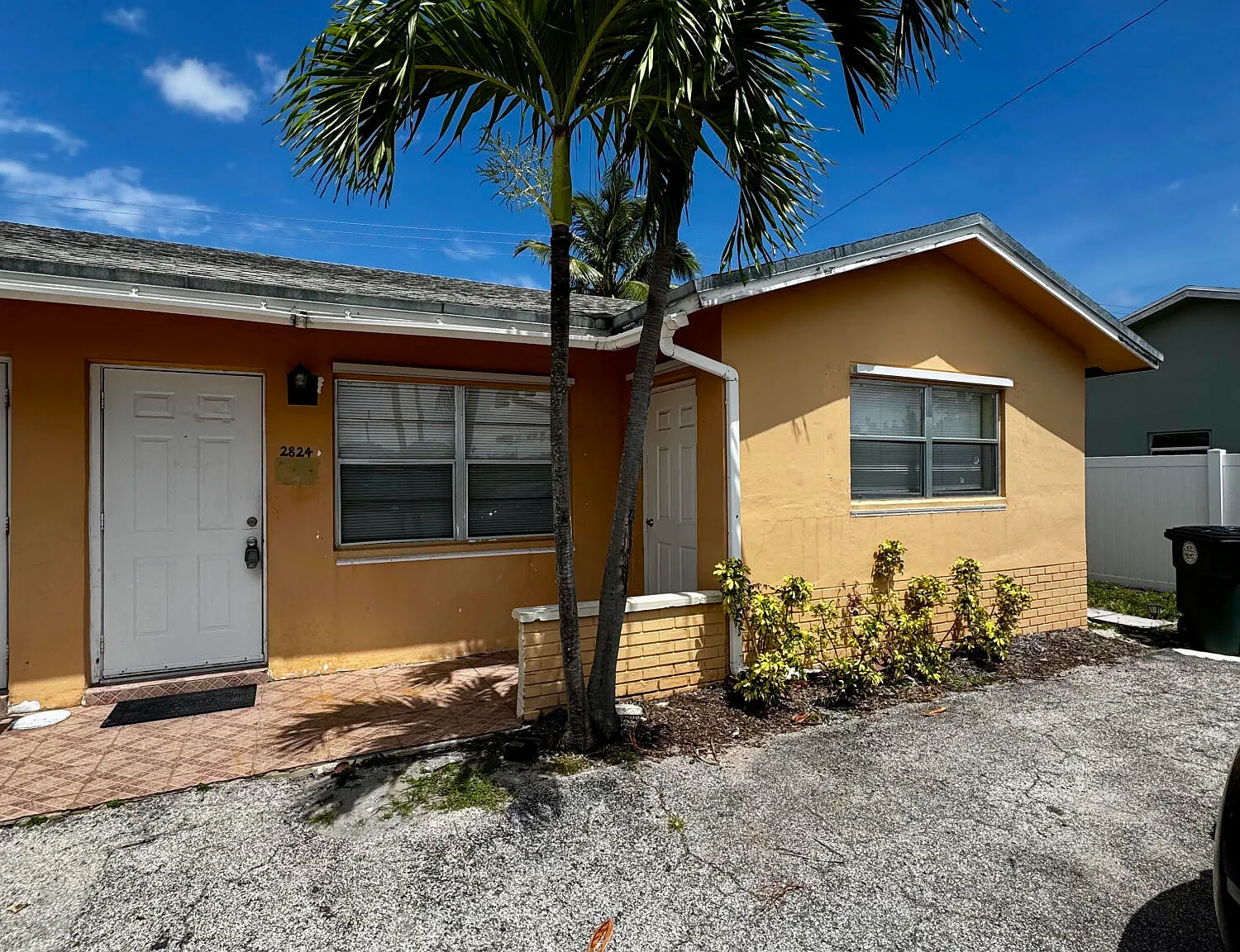 2 bed, 2.0 bath, 1184 sqft, $2,450 — Photo 1