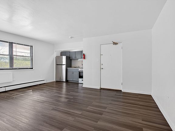 4th image of 1103 Edgewood Ave #1A