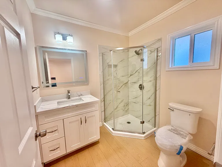 504 Dewey Ave — Photo 6