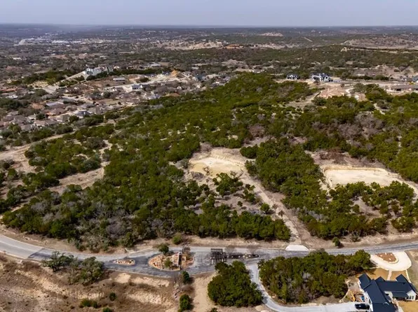 818 Coronado Dr, Kerrville, TX 78028