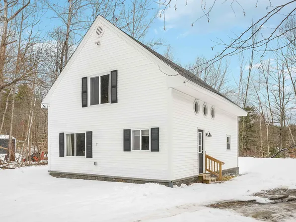 17 Winter Road, Hillsborough, NH 03244