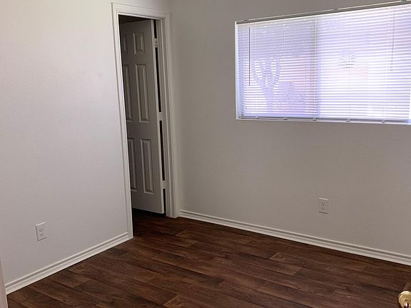 4th image of 25102 Orchard Acres