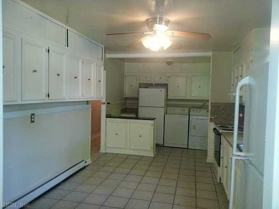 5th image of 329 Hospital Dr