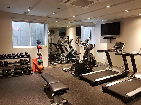 Rented by Yaffa Realty LLC | media 23