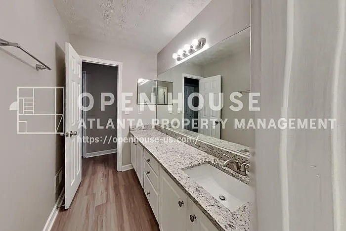 610 Wildberry Trce — Photo 17