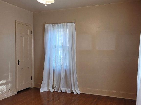 3rd image of 2107 S Saint Aubin St