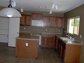 1st image of 1225 W Pinkley Ave