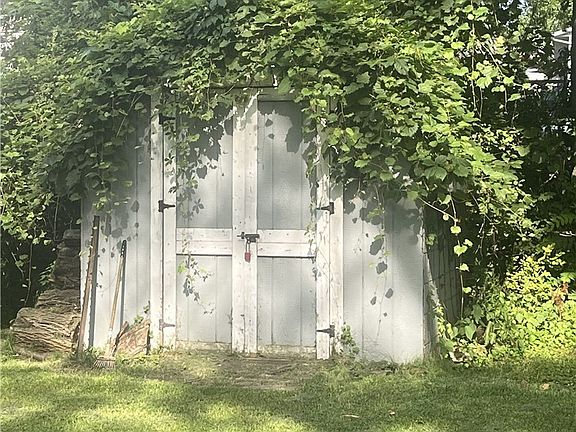 4th image of 1816 Tremont Ave SE