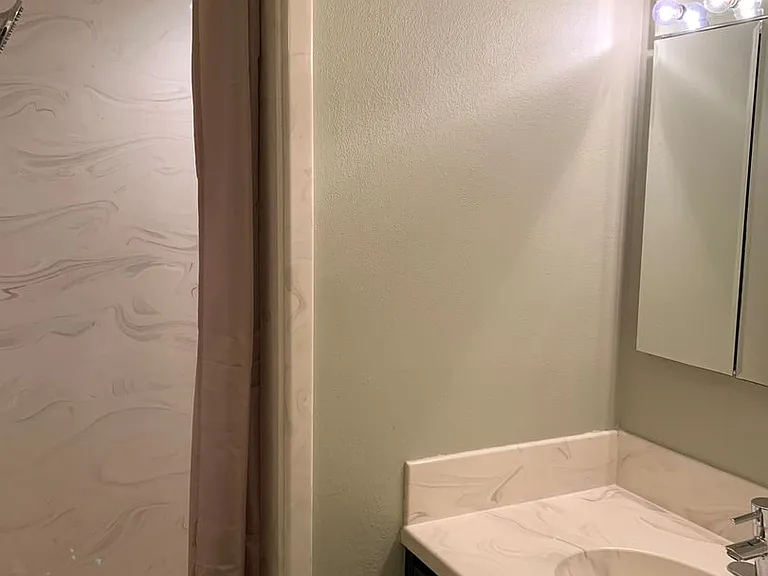 1735 McLean Blvd — Photo 13